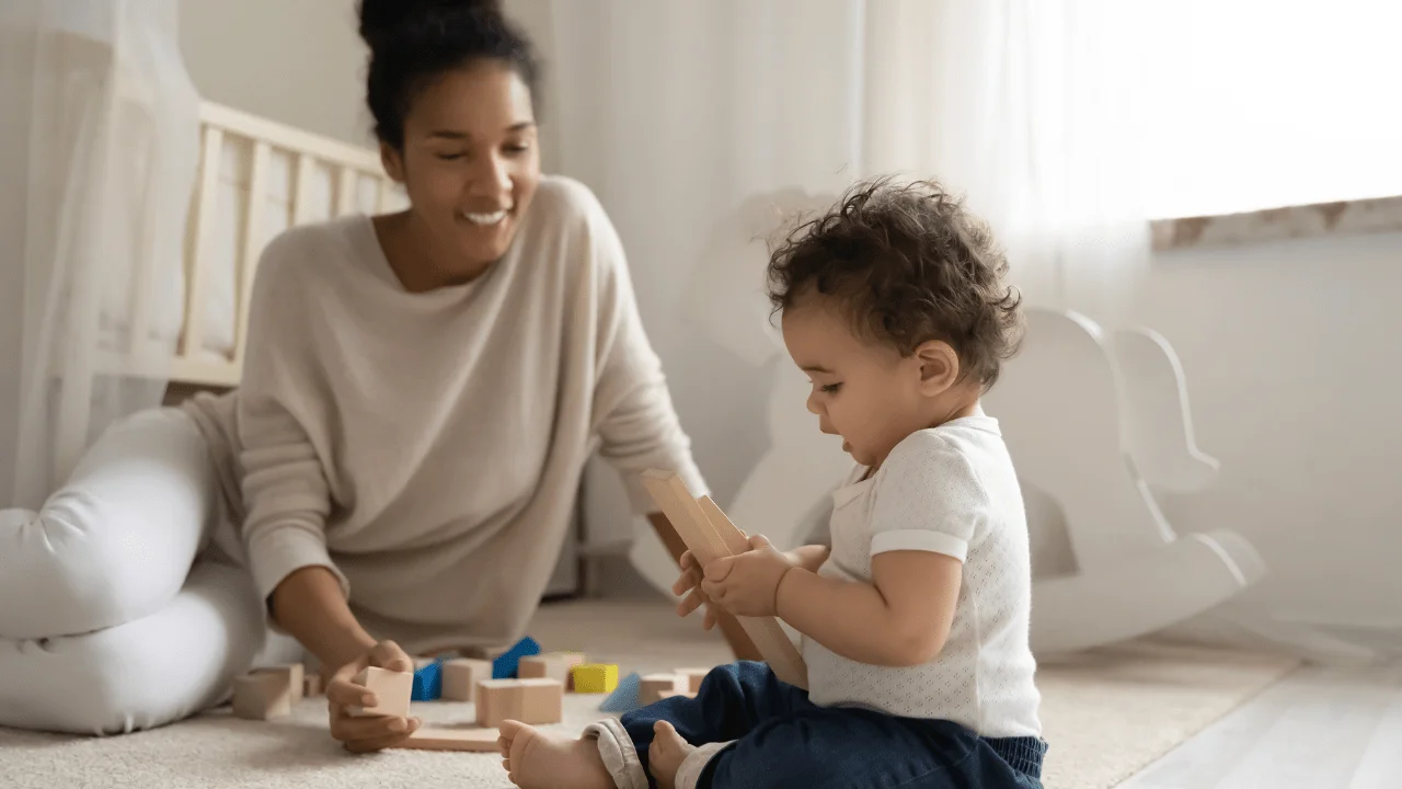 When do babies sit up?