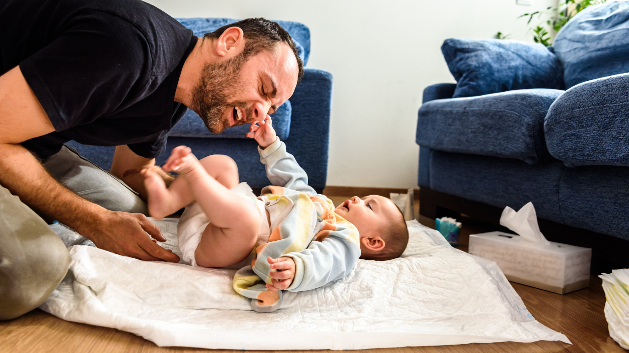 How to change a disposable diaper